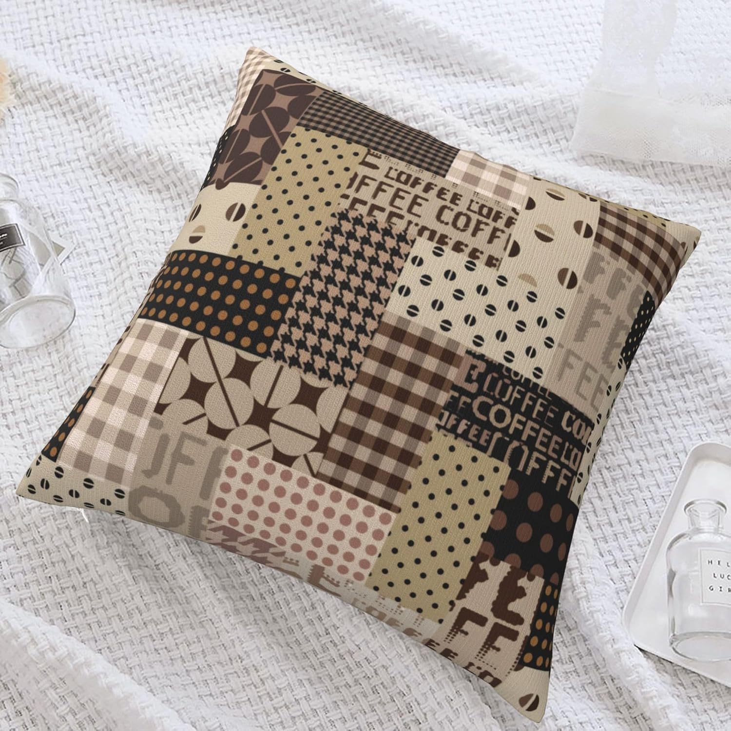 Pillow Insert 18X18 - غطاء وسادة بتصميم عتيق منقط لوقت