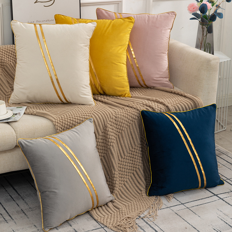 غطاء وسادة مخملي فاخر بلون موح - مراجعة Pillow Insert 18X18 وسعره